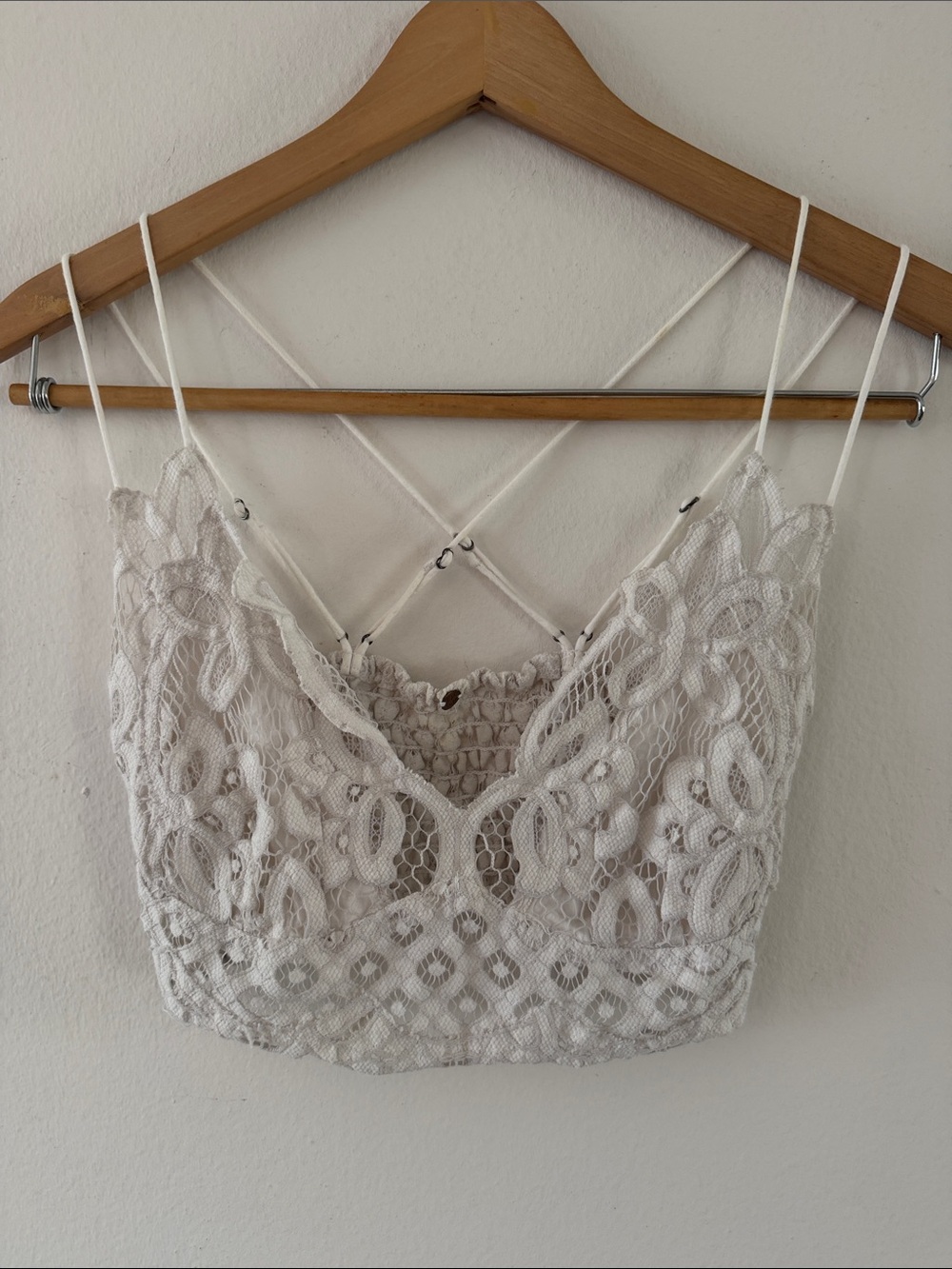 Free People size M White Lace Cropped Bralette - Women's